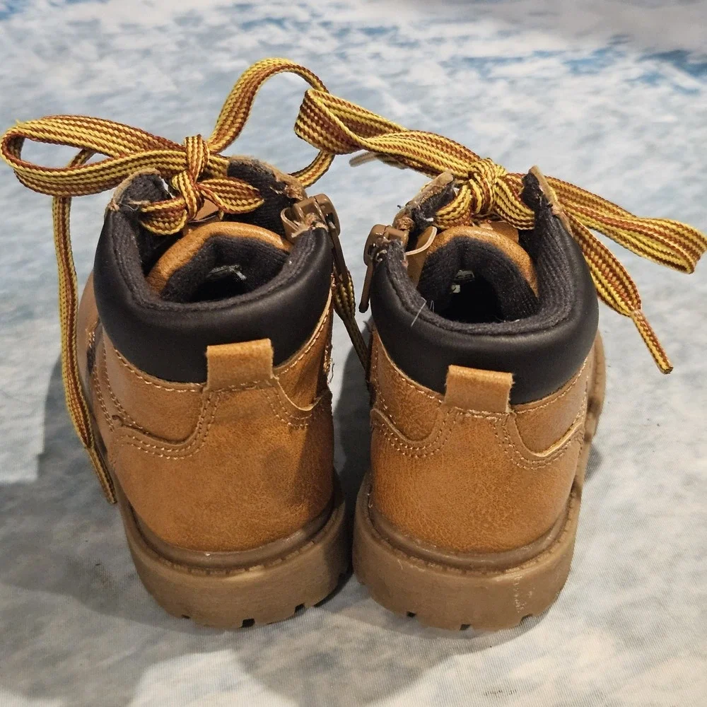 Carter's Toddler Boys Lace Up Work Boots Brown Ankle Boots Size 6